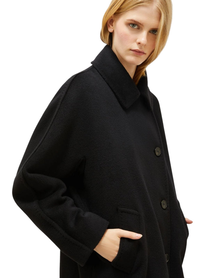 Beaver Coat - Black